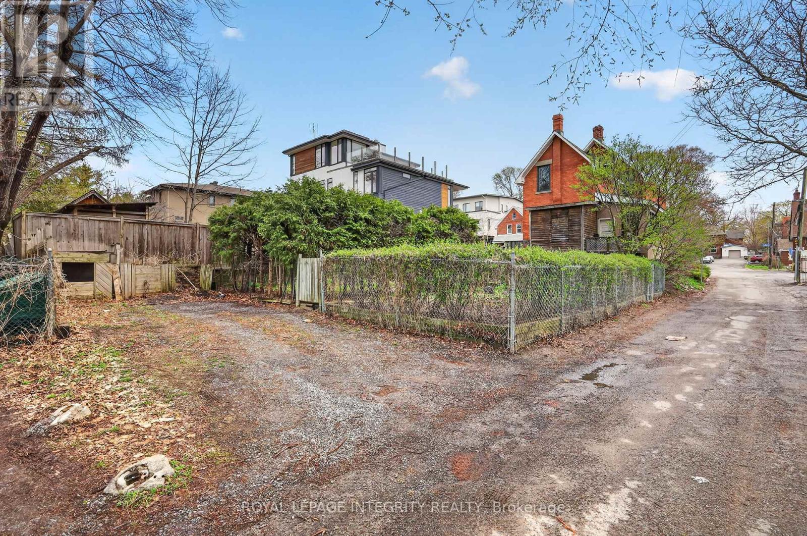 56 Grosvenor Avenue, Ottawa, Ontario  K1S 4S2 - Photo 45 - X13072522