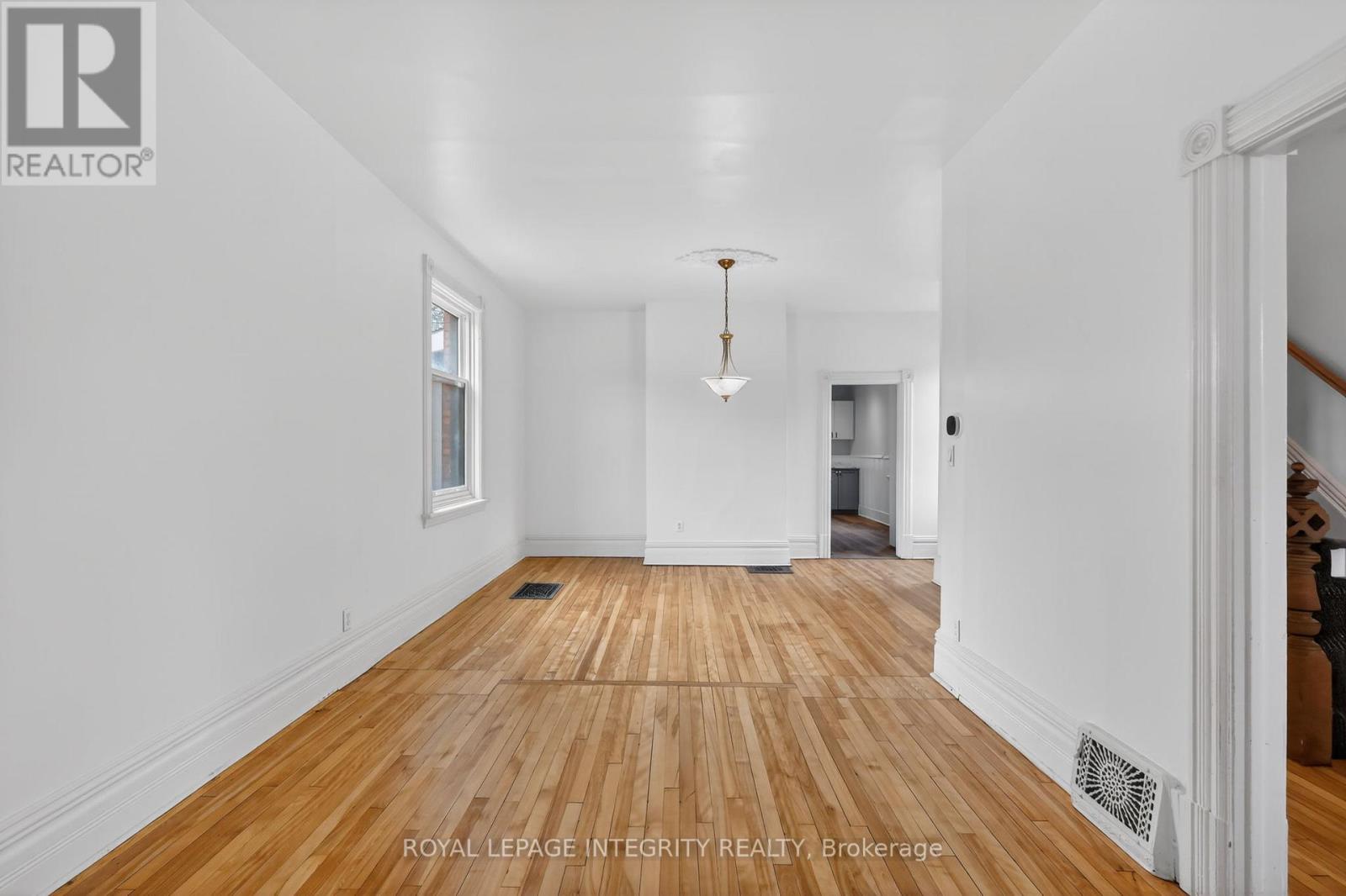 56 Grosvenor Avenue, Ottawa, Ontario  K1S 4S2 - Photo 7 - X13072522