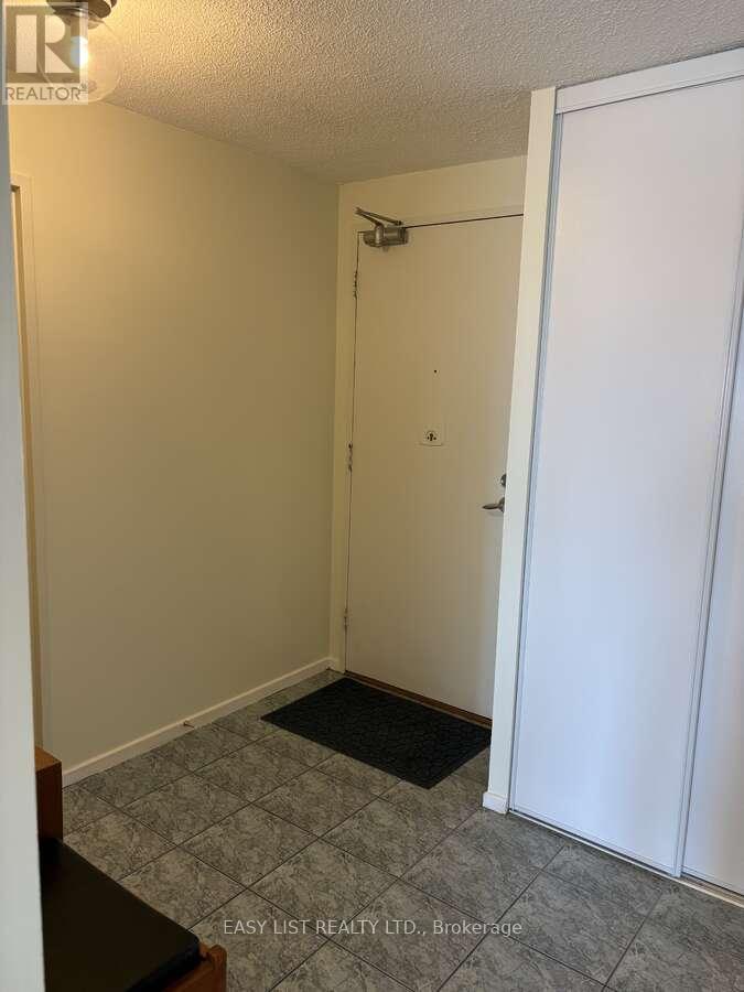 2005 - 415 Greenview Avenue, Ottawa, Ontario  K2B 8G5 - Photo 12 - X13072572