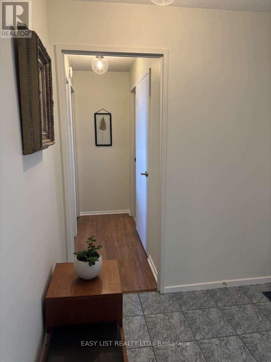 2005 - 415 Greenview Avenue, Ottawa, Ontario  K2B 8G5 - Photo 13 - X13072572