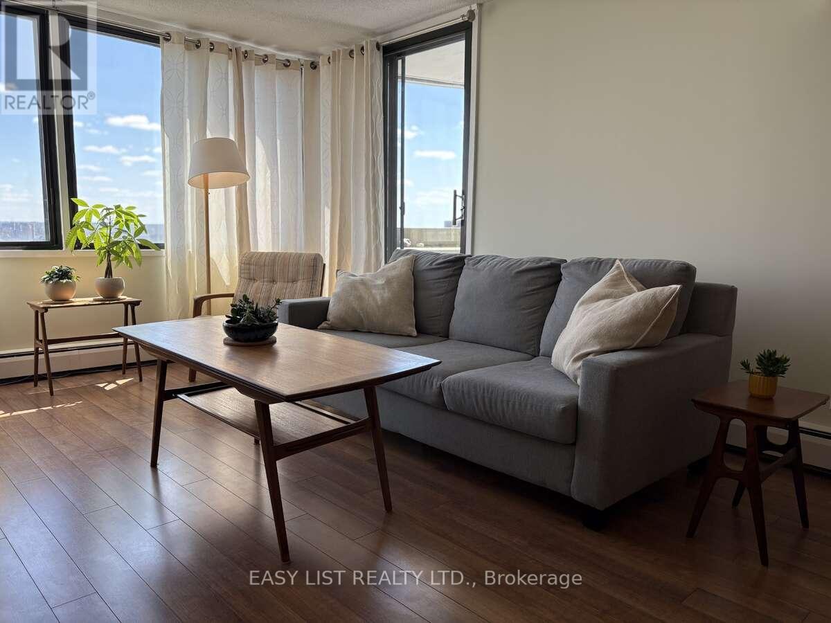 2005 - 415 Greenview Avenue, Ottawa, Ontario  K2B 8G5 - Photo 4 - X13072572