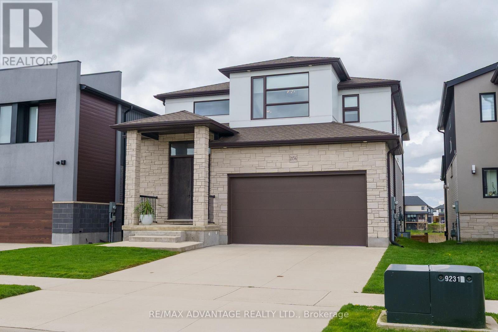 2156 TOKALA TRAIL, London North, Ontario