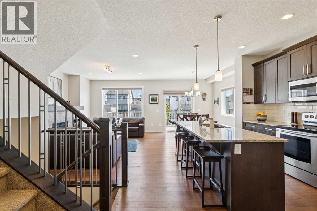 15 Drake Landing Street, Okotoks, Alberta  T1S 0P7 - Photo 4 - A2303894