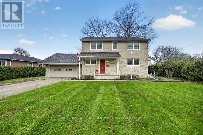 96 SALISBURY AVENUE, Brockville, Ontario