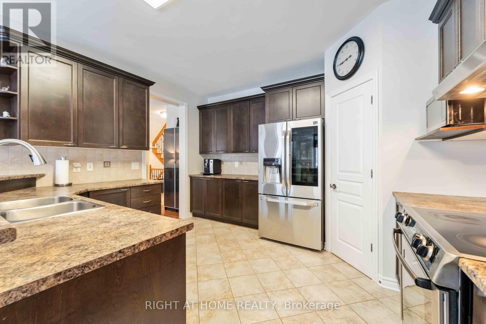 162 Saltspring Private, Ottawa, Ontario  K2M 0B1 - Photo 21 - X12887322