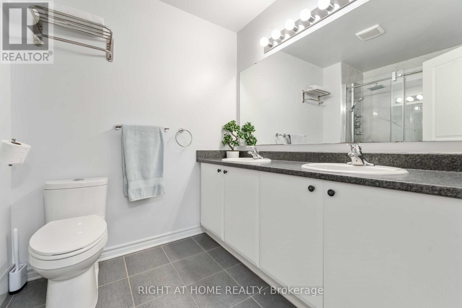 162 Saltspring Private, Ottawa, Ontario  K2M 0B1 - Photo 38 - X12887322