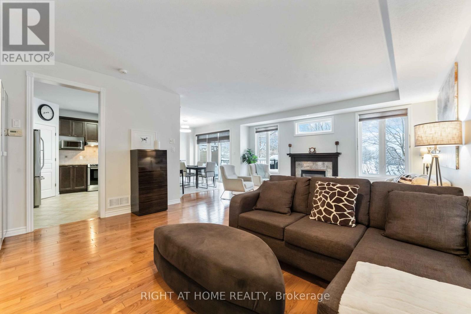 162 Saltspring Private, Ottawa, Ontario  K2M 0B1 - Photo 8 - X12887322