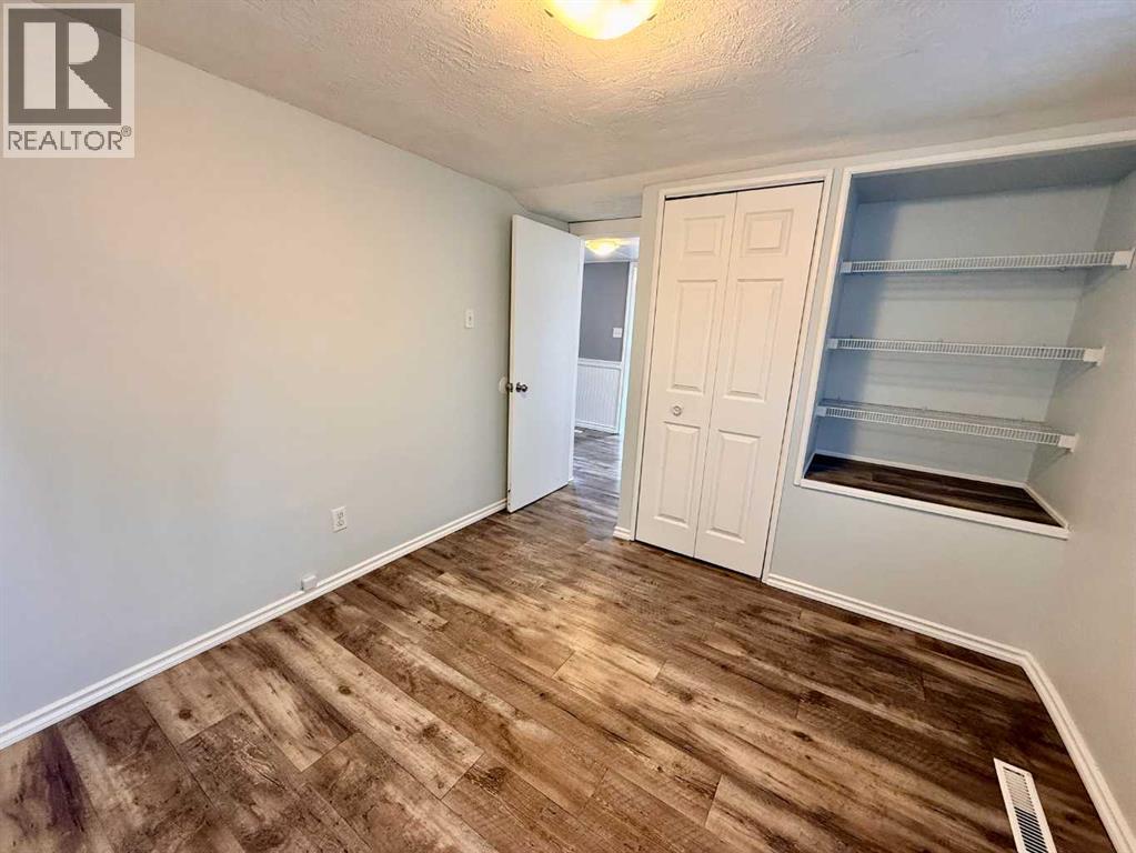 1033 16 Avenue, Wainwright, Alberta  T9W 1K3 - Photo 5 - A2288783