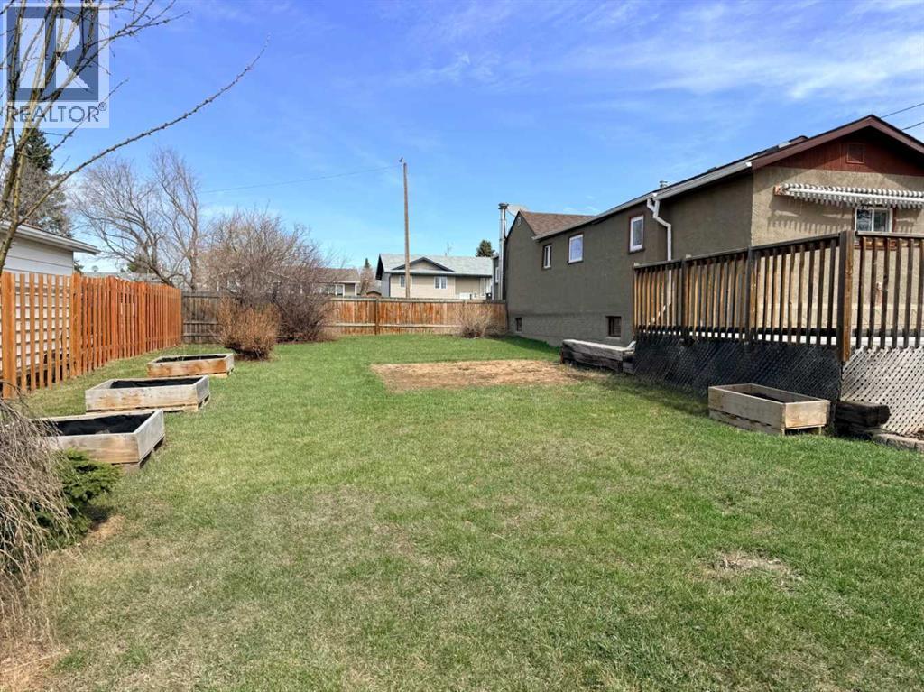 1033 16 Avenue, Wainwright, Alberta  T9W 1K3 - Photo 39 - A2288783