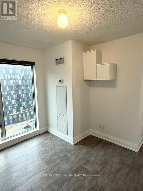 W804 - 565 Wilson Avenue W, Toronto, Ontario  M3H 0C6 - Photo 18 - C13072454