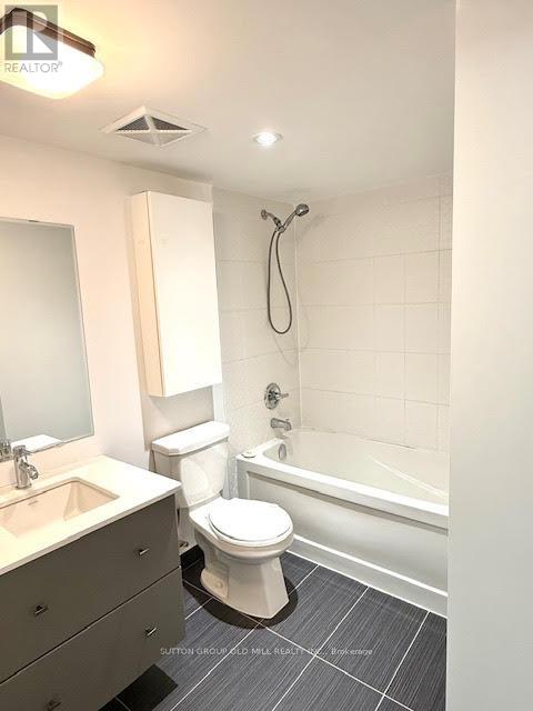 W804 - 565 Wilson Avenue W, Toronto, Ontario  M3H 0C6 - Photo 19 - C13072454