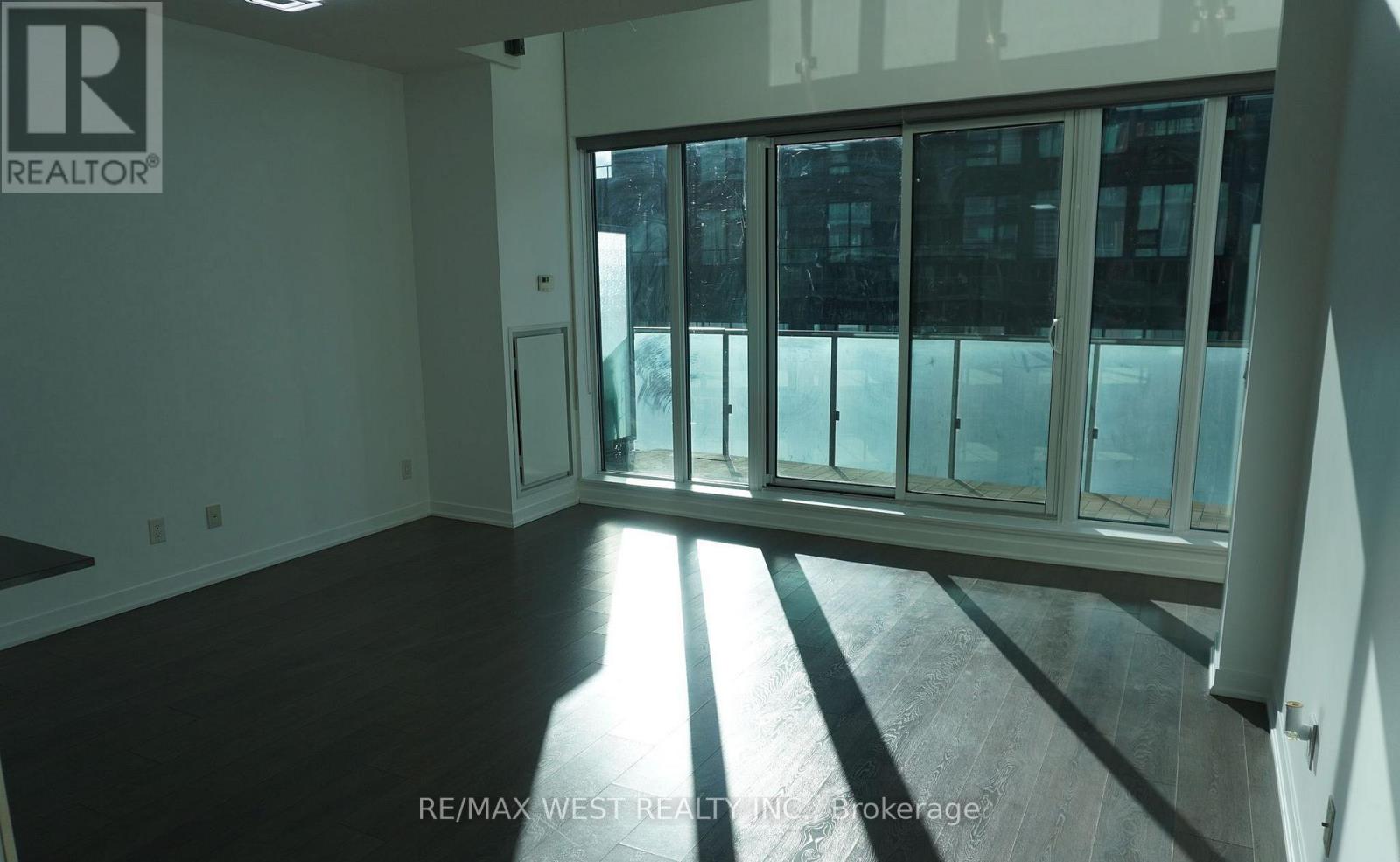 812 - 150 East Liberty Street, Toronto, Ontario  M6K 3R5 - Photo 8 - C13072494