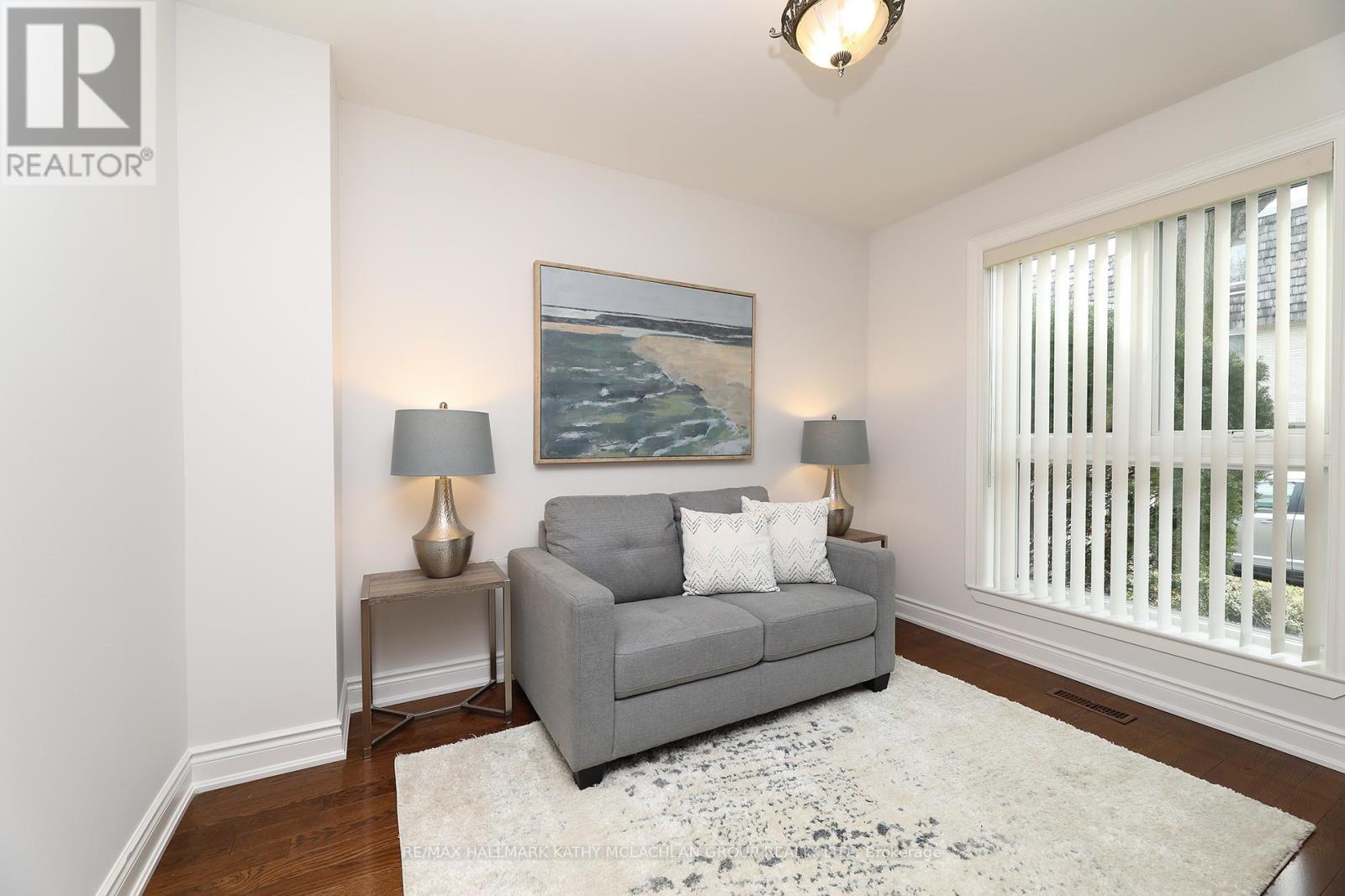 38 Crimson Millway, Toronto, Ontario  M2L 1T6 - Photo 3 - C13072598