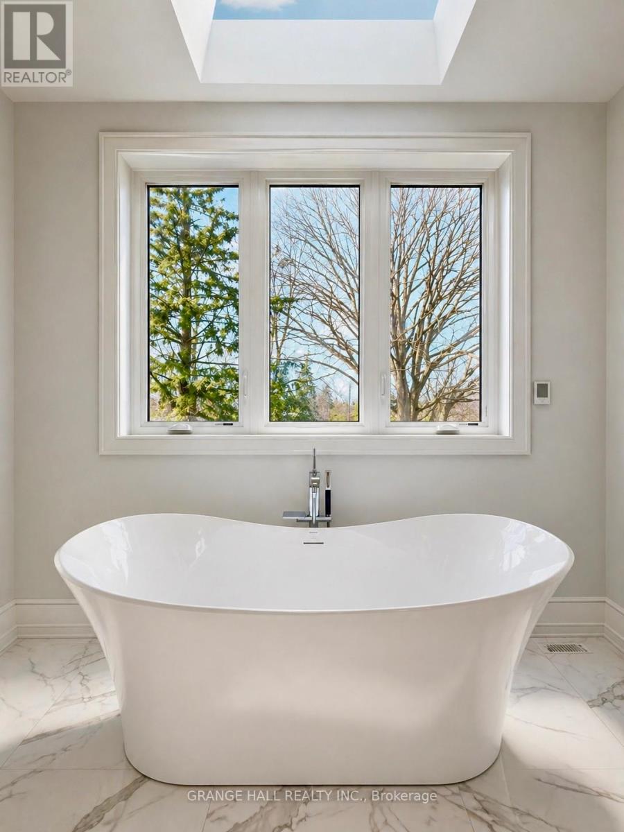 16 Barker Avenue, Toronto, Ontario  M4C 2N3 - Photo 19 - W13018612