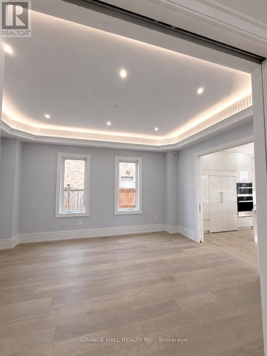 16 Barker Avenue, Toronto, Ontario  M4C 2N3 - Photo 44 - W13018612