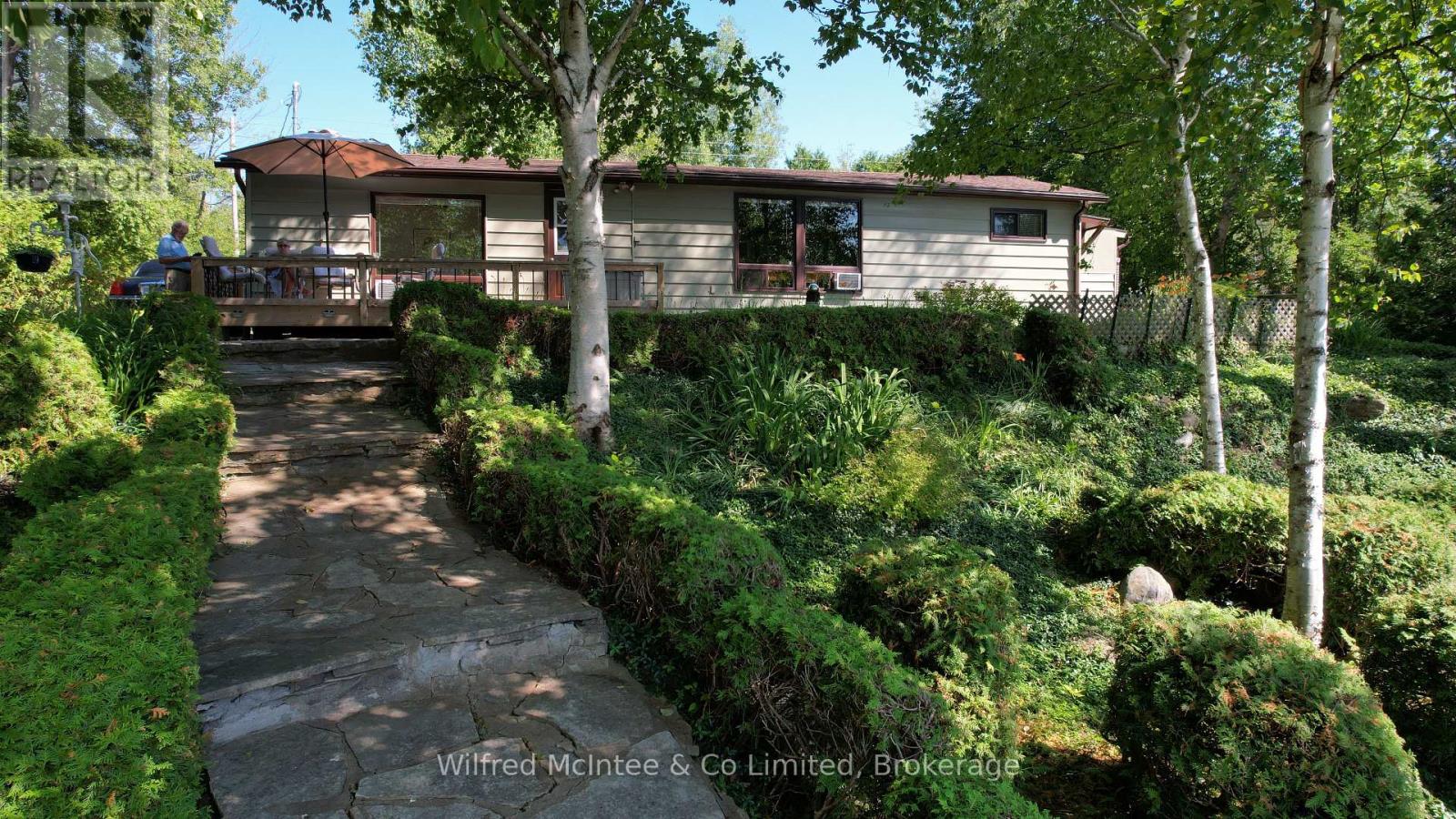 849 Bruce Road 13, Native Leased Lands, Ontario  N0H 2G0 - Photo 2 - X13072470