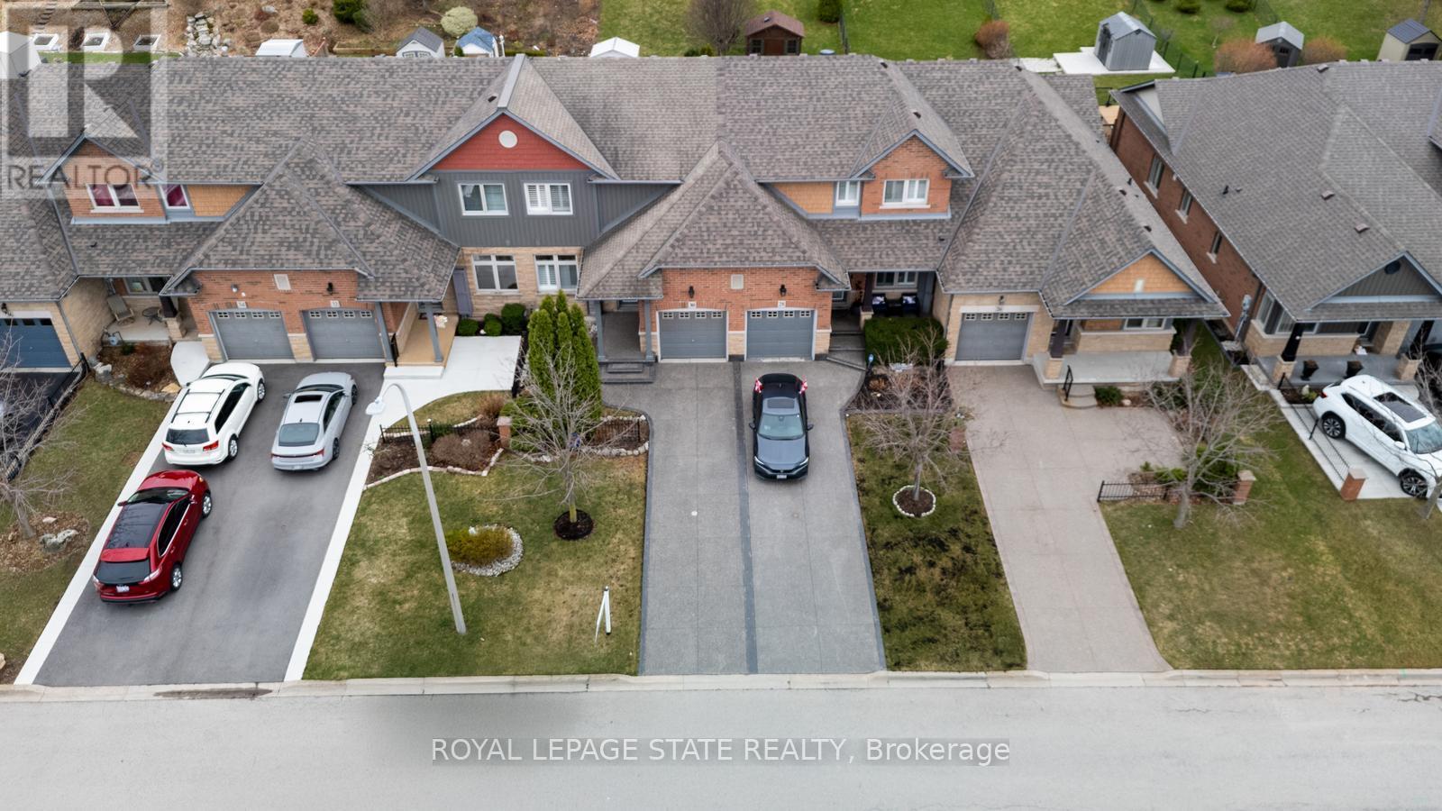 30 Conrad Place, Grimsby, Ontario  L3M 5S5 - Photo 2 - X13066078