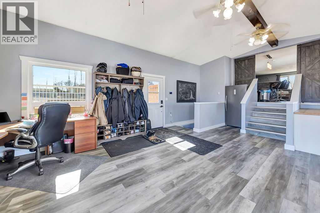 1206 1 Avenue, Wainwright, Alberta  T9W 5A1 - Photo 4 - A2307190