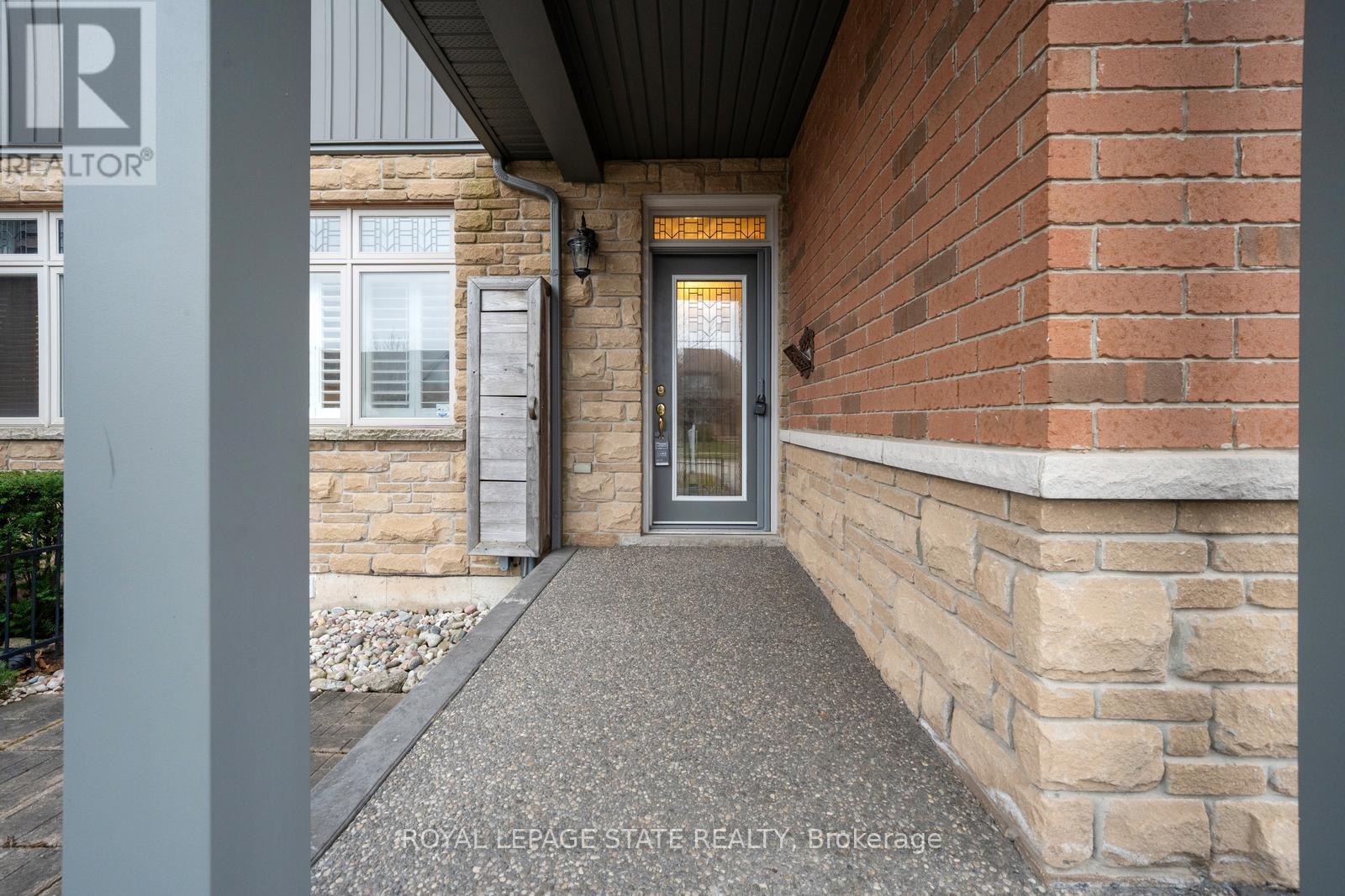 30 Conrad Place, Grimsby, Ontario  L3M 5S5 - Photo 8 - X13066078