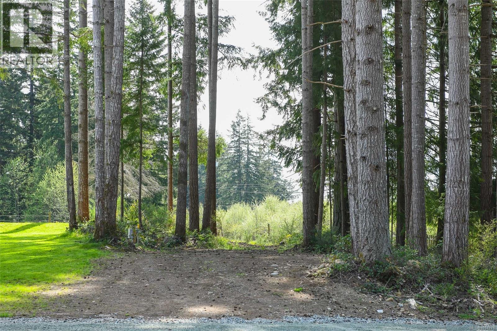 7594 Island Hwy N, Merville, British Columbia  V9N 1G3 - Photo 9 - 1034278