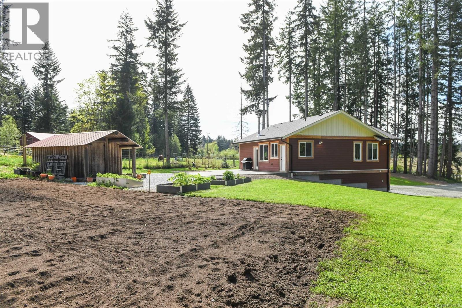 7594 Island Hwy N, Merville, British Columbia  V9N 1G3 - Photo 3 - 1034278