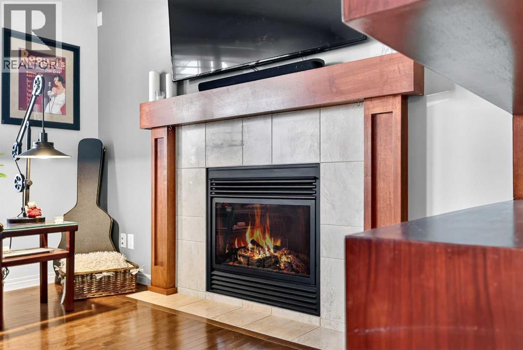 27 Copperpond Heights Se, Calgary, Alberta  T2Z 0W8 - Photo 7 - A2306528