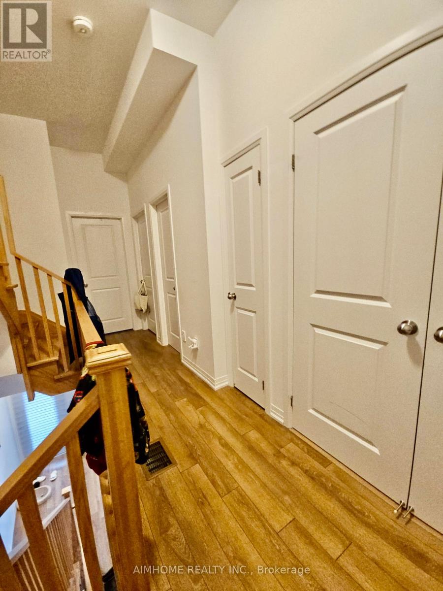 143 Markland Street, Markham, Ontario  L6C 2V6 - Photo 11 - N13072452