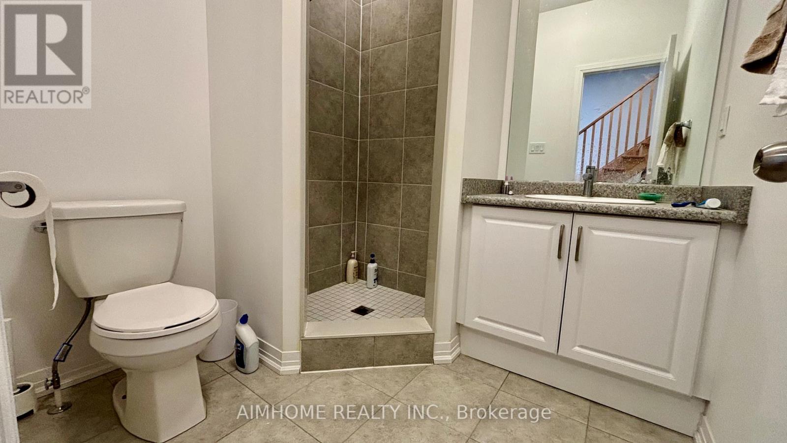 143 Markland Street, Markham, Ontario  L6C 2V6 - Photo 15 - N13072452