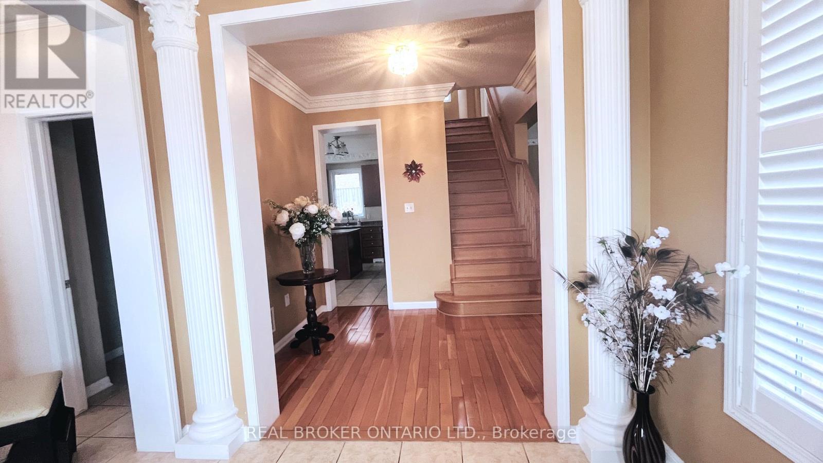 49 Colchester Street, Markham, Ontario  L6B 1K3 - Photo 9 - N13072482