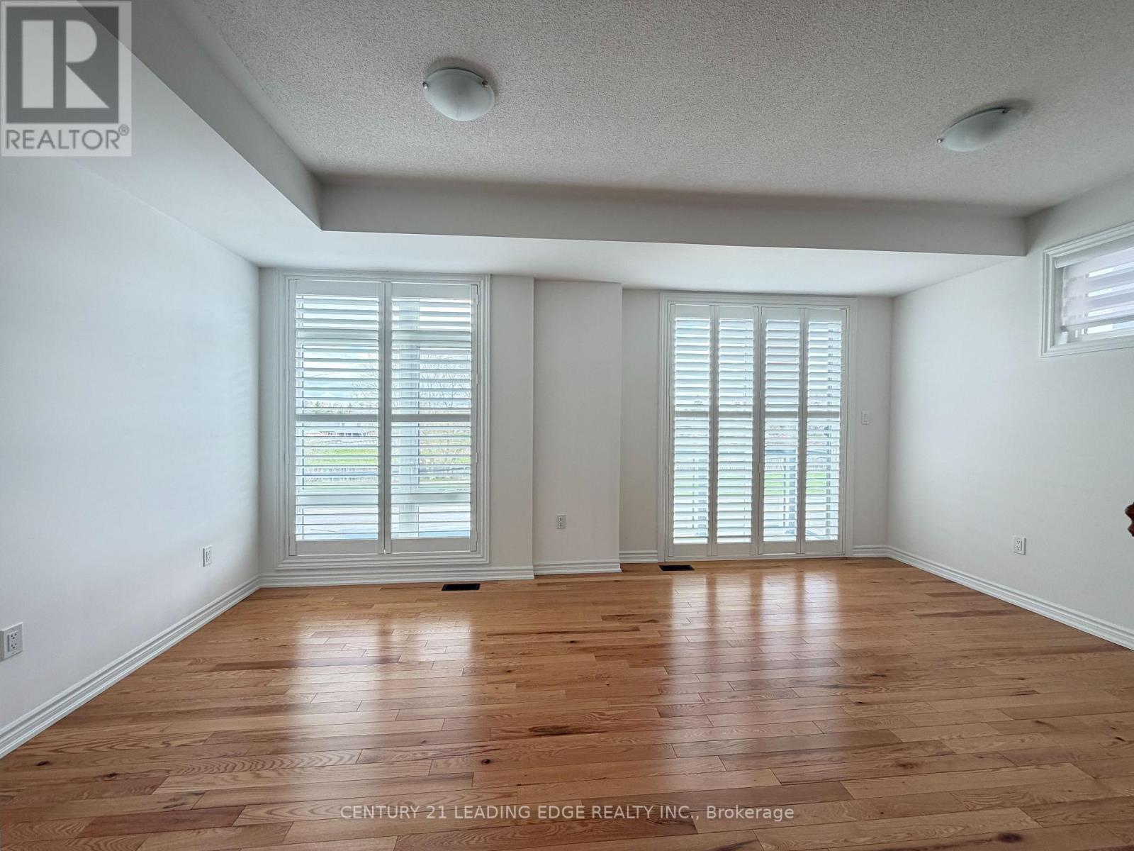 6863 Main Street, Whitchurch-Stouffville, Ontario  L4A 4X2 - Photo 13 - N13072496