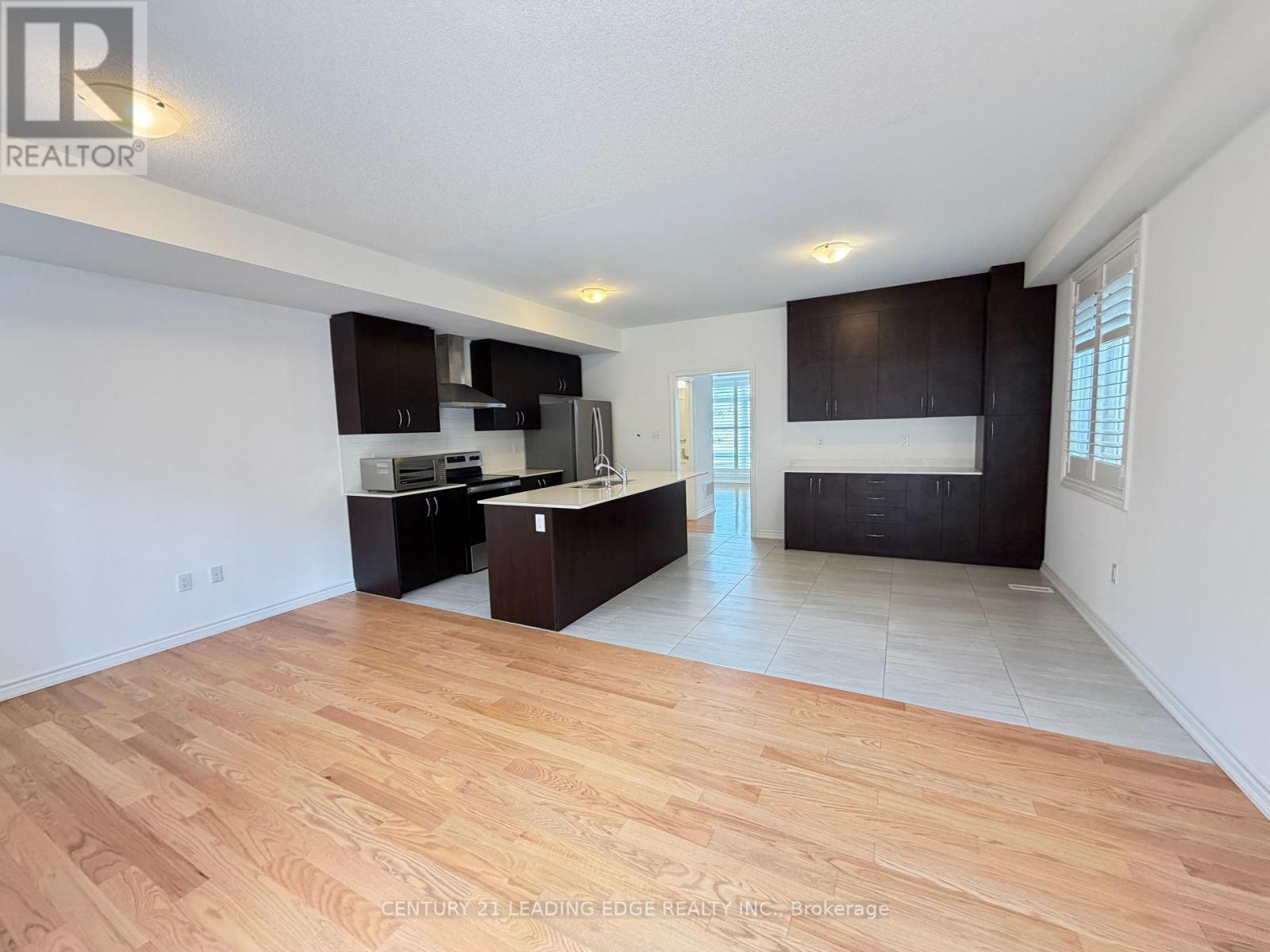 6863 Main Street, Whitchurch-Stouffville, Ontario  L4A 4X2 - Photo 19 - N13072496