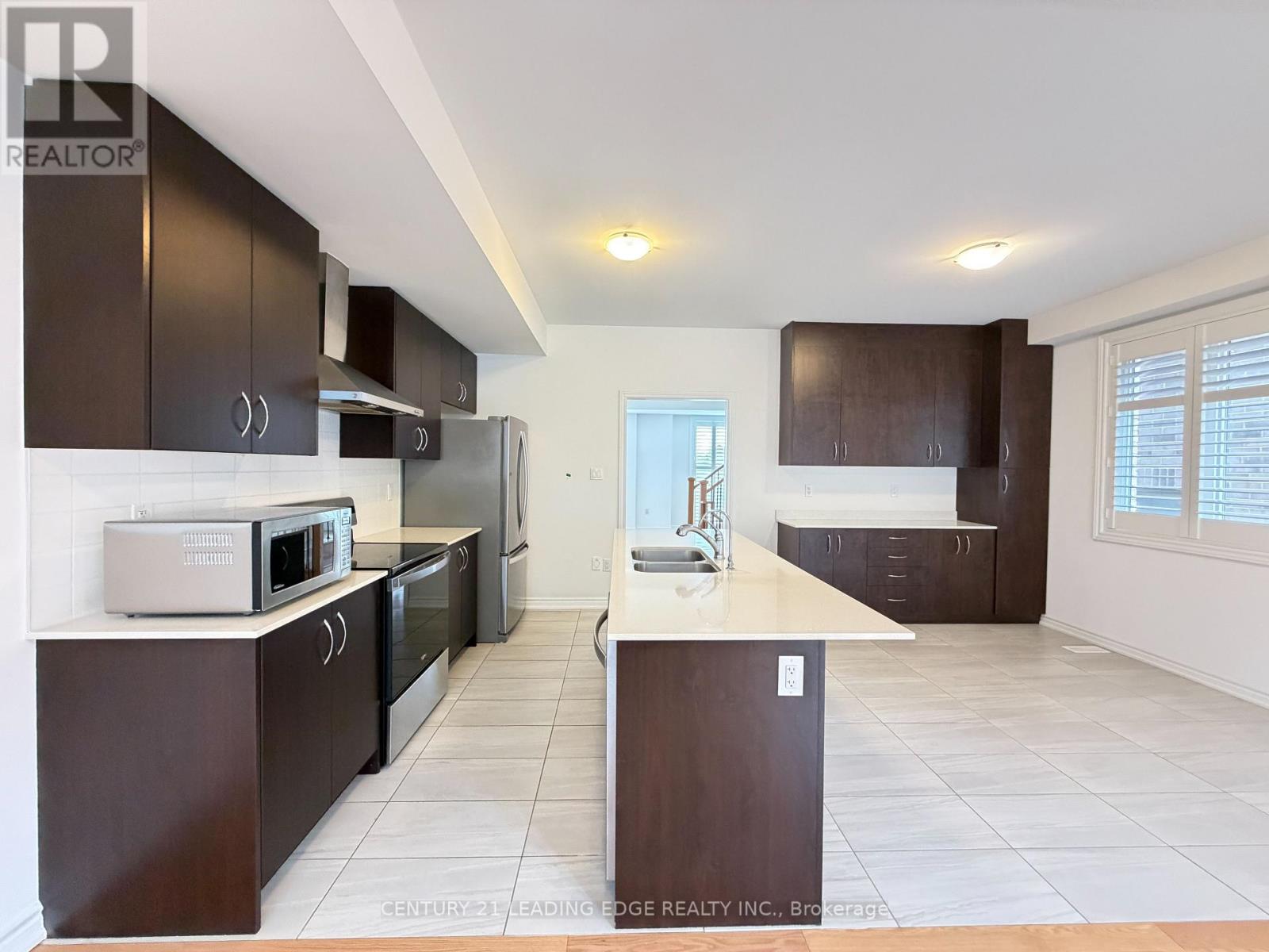 6863 Main Street, Whitchurch-Stouffville, Ontario  L4A 4X2 - Photo 25 - N13072496