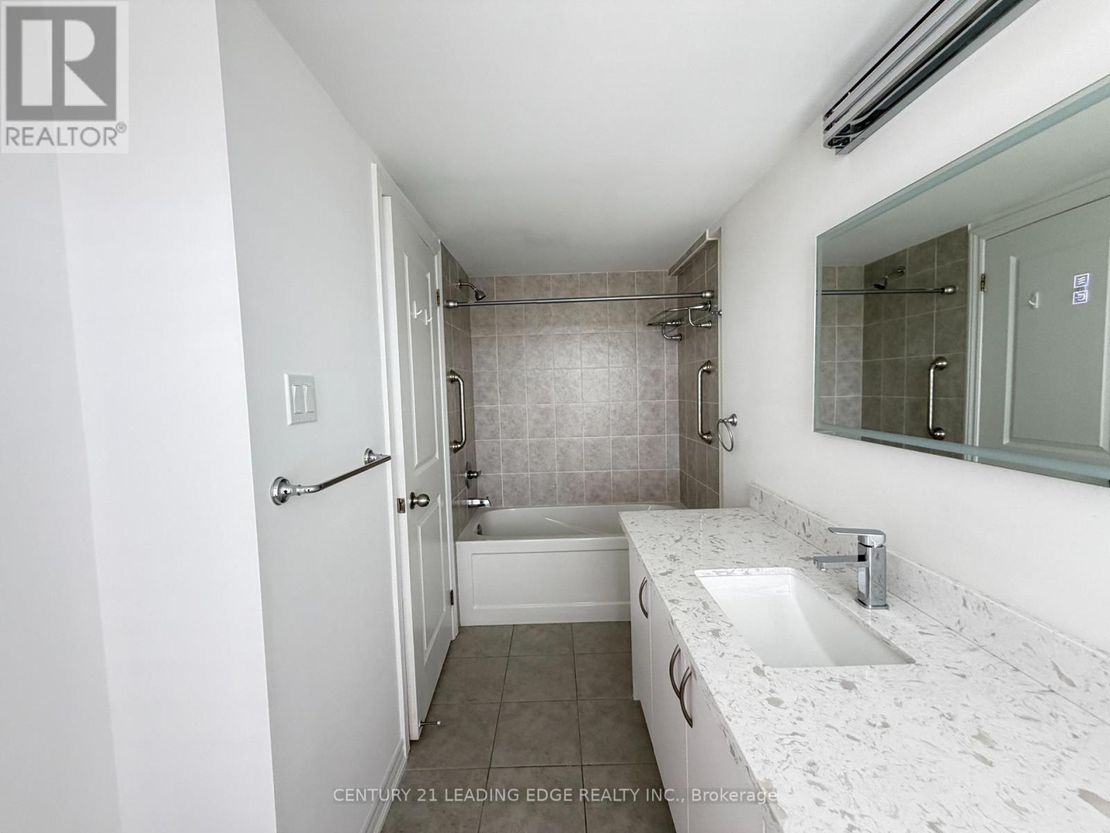 6863 Main Street, Whitchurch-Stouffville, Ontario  L4A 4X2 - Photo 38 - N13072496
