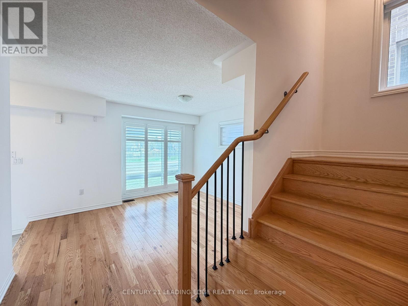 6863 Main Street, Whitchurch-Stouffville, Ontario  L4A 4X2 - Photo 7 - N13072496