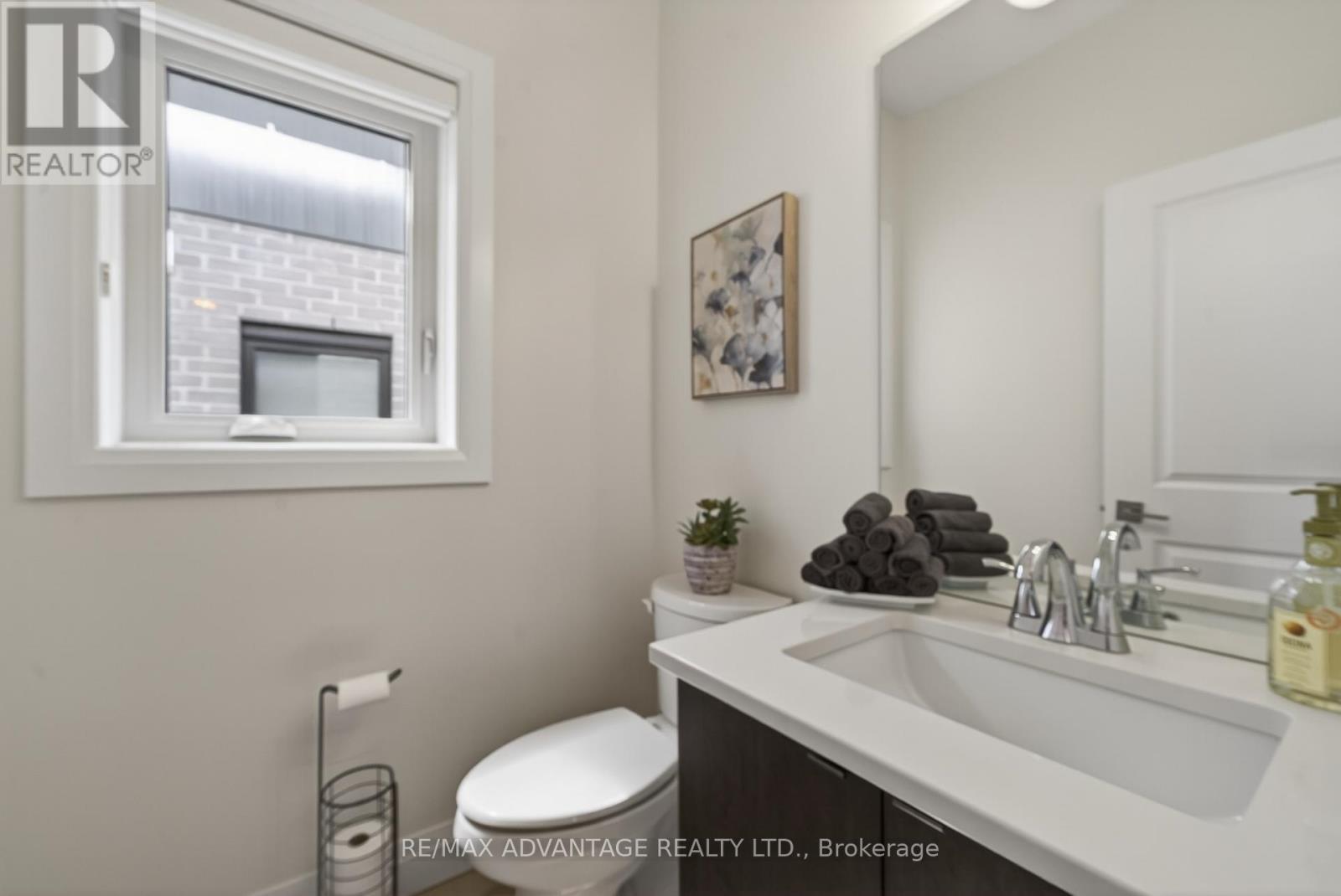 2156 Tokala Trail, London North, Ontario  N6G 0G7 - Photo 10 - X13072264