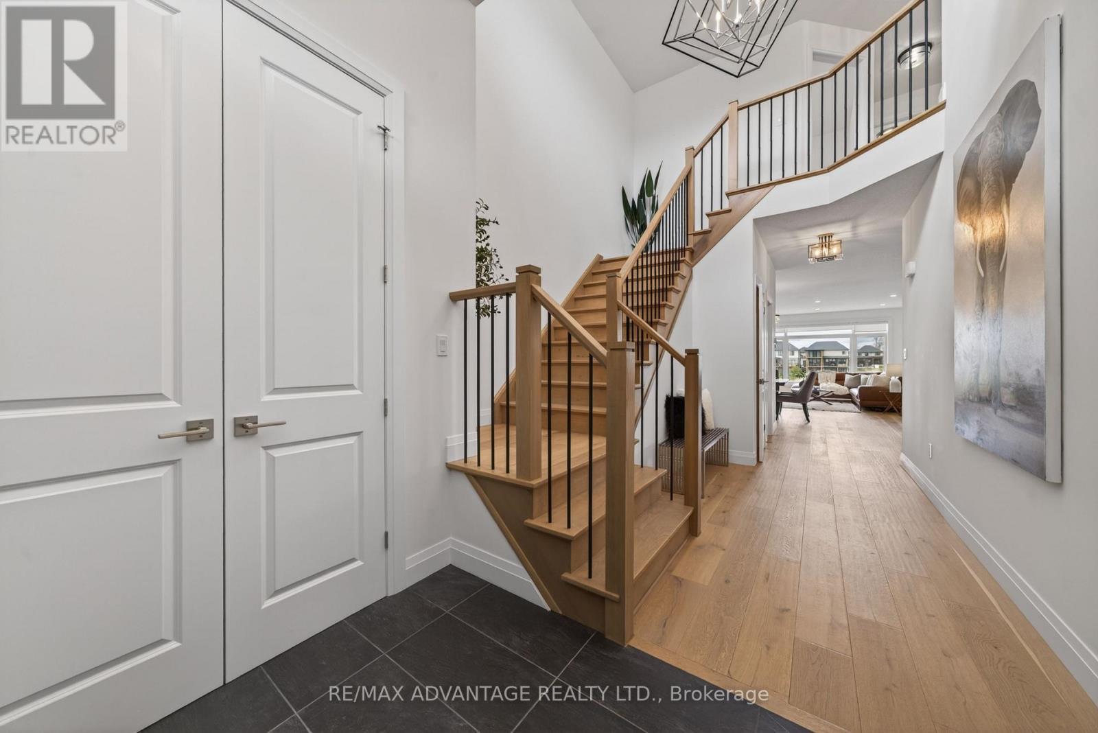 2156 Tokala Trail, London North, Ontario  N6G 0G7 - Photo 6 - X13072264