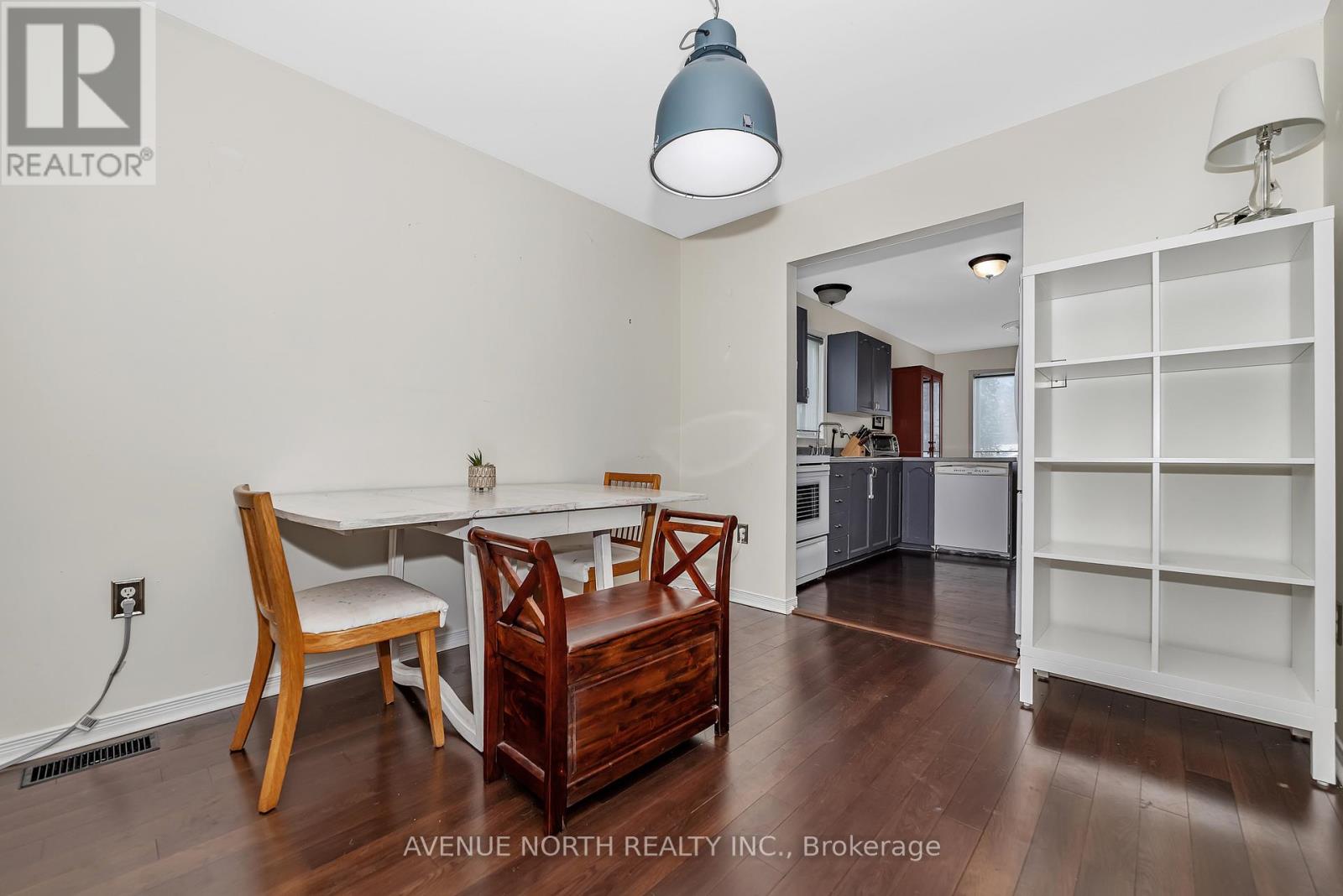 206 Wellington Street W, Merrickville-Wolford, Ontario  K0G 1N0 - Photo 12 - X12729182