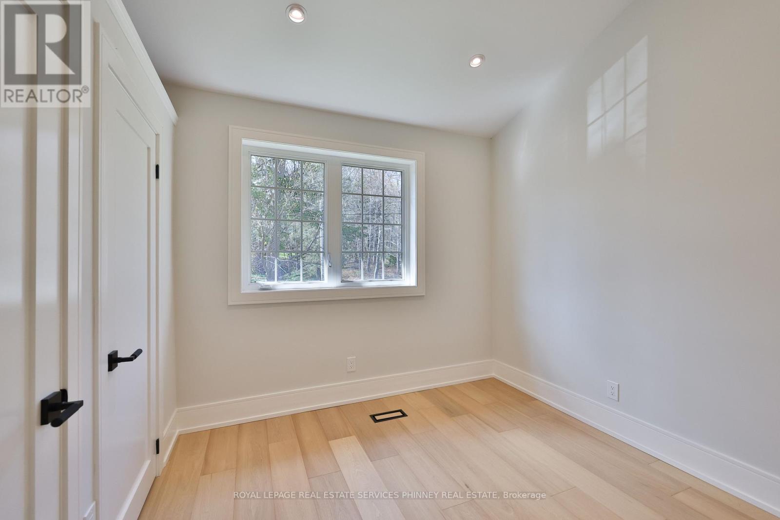 1340 Contour Drive, Mississauga, Ontario  L5H 1B2 - Photo 24 - W13072444