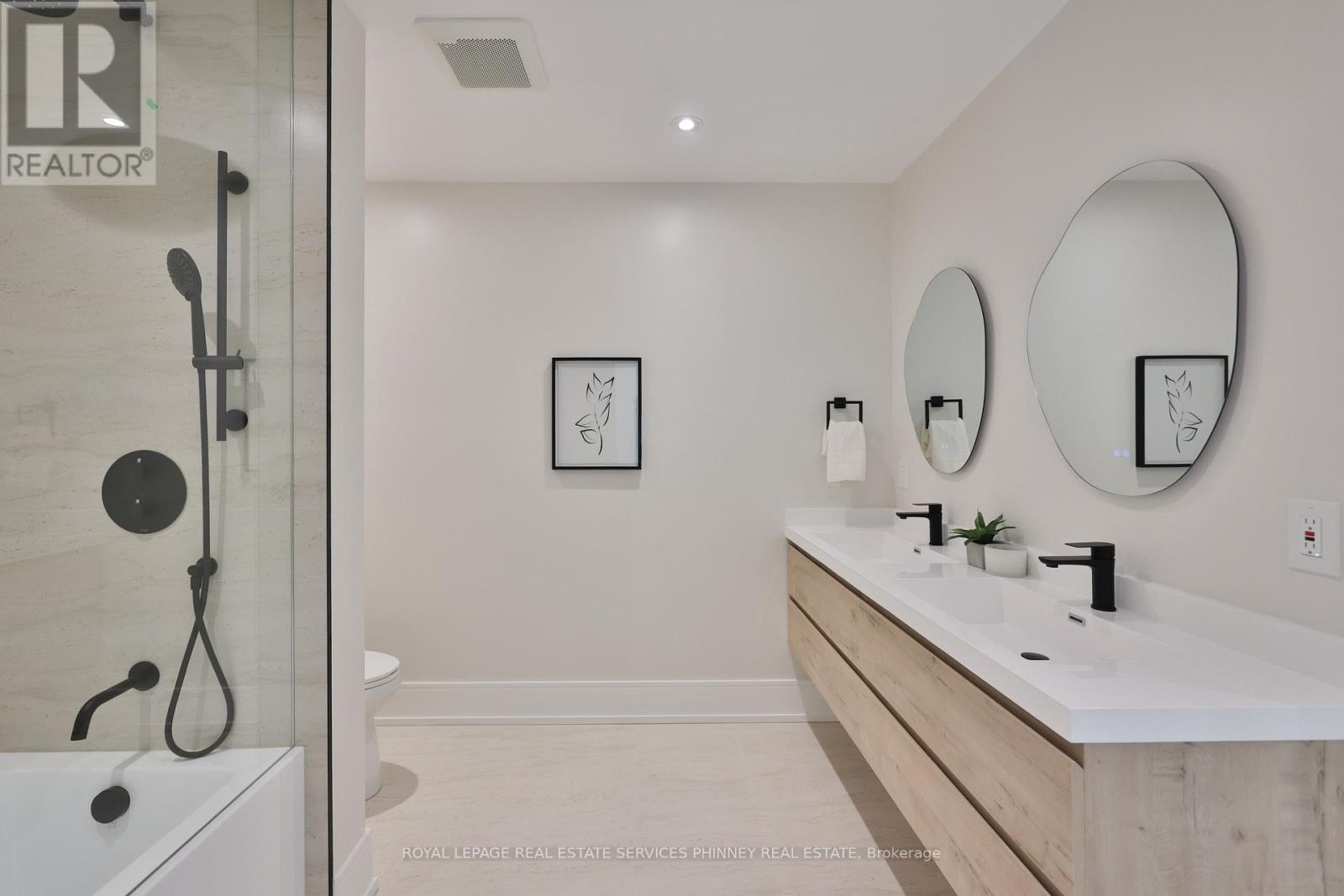1340 Contour Drive, Mississauga, Ontario  L5H 1B2 - Photo 28 - W13072444