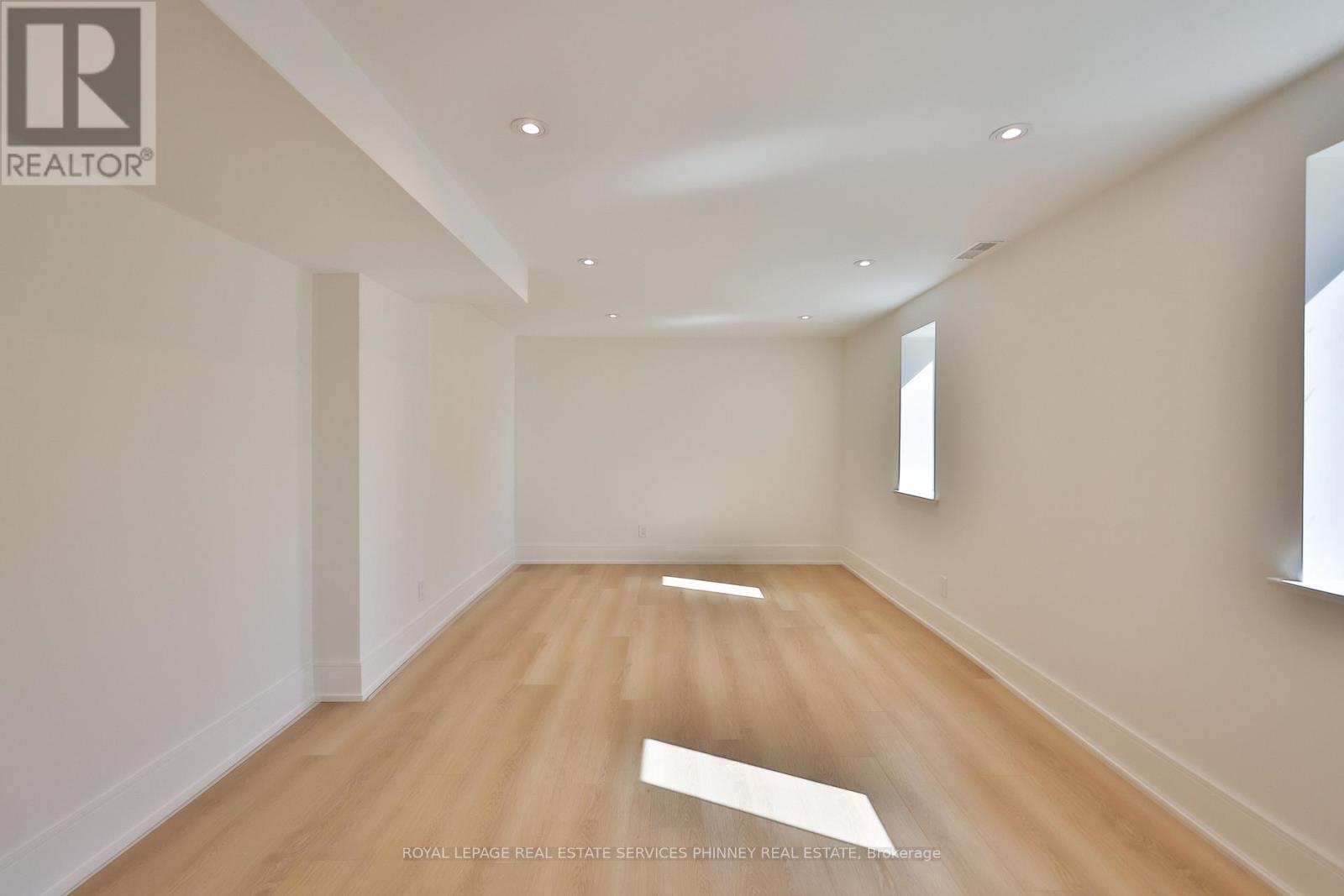 1340 Contour Drive, Mississauga, Ontario  L5H 1B2 - Photo 39 - W13072444