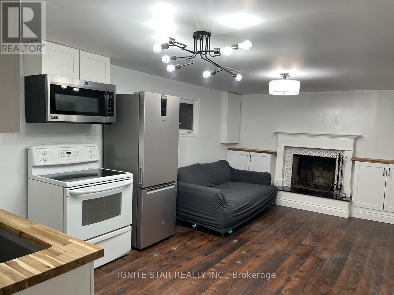 Lower Level - 323 Montego Road, Mississauga, Ontario  L5B 1C6 - Photo 7 - W13072462