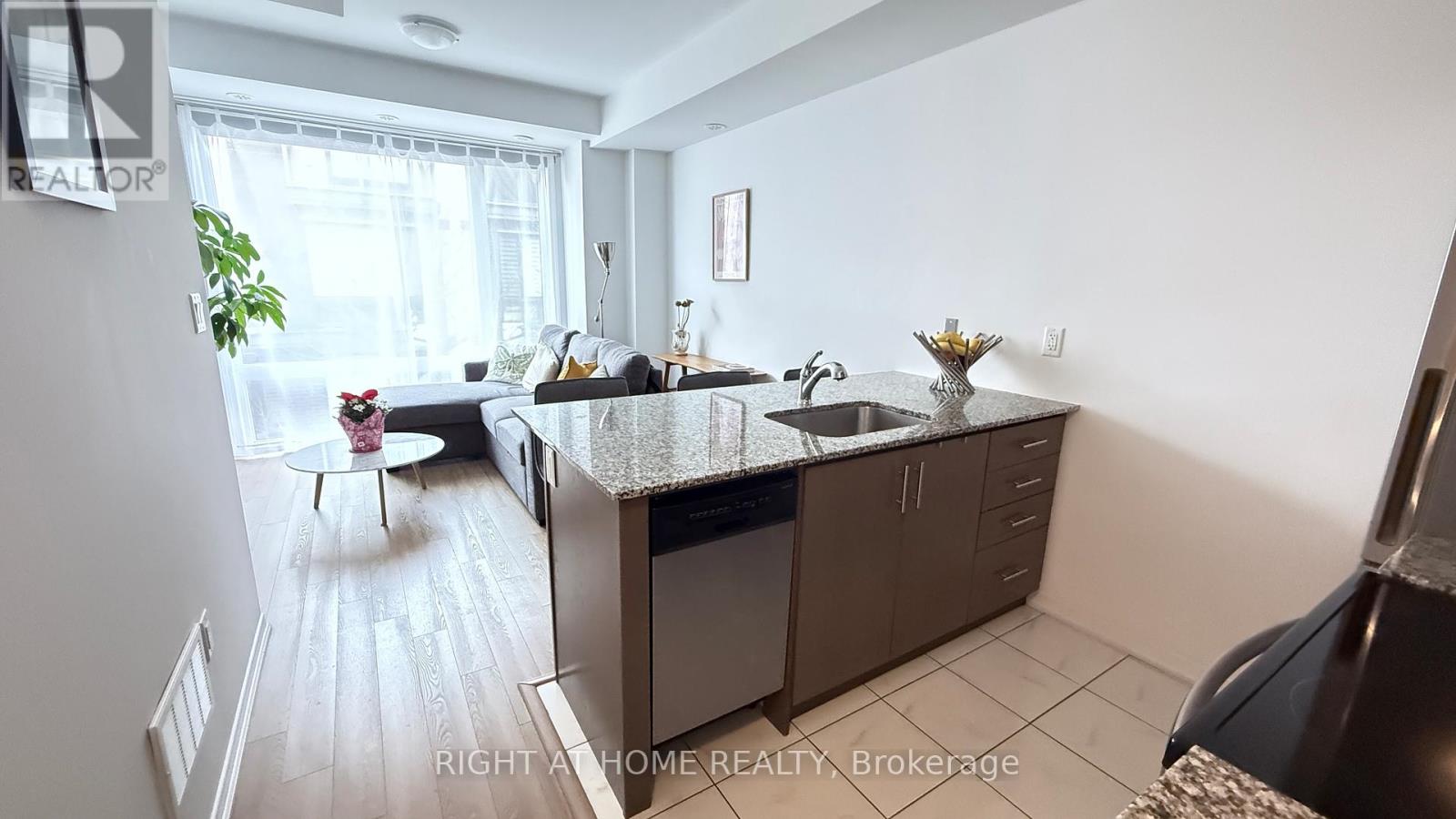 147 - 34 Fieldway Road, Toronto, Ontario  M8Z 0E3 - Photo 7 - W13072488