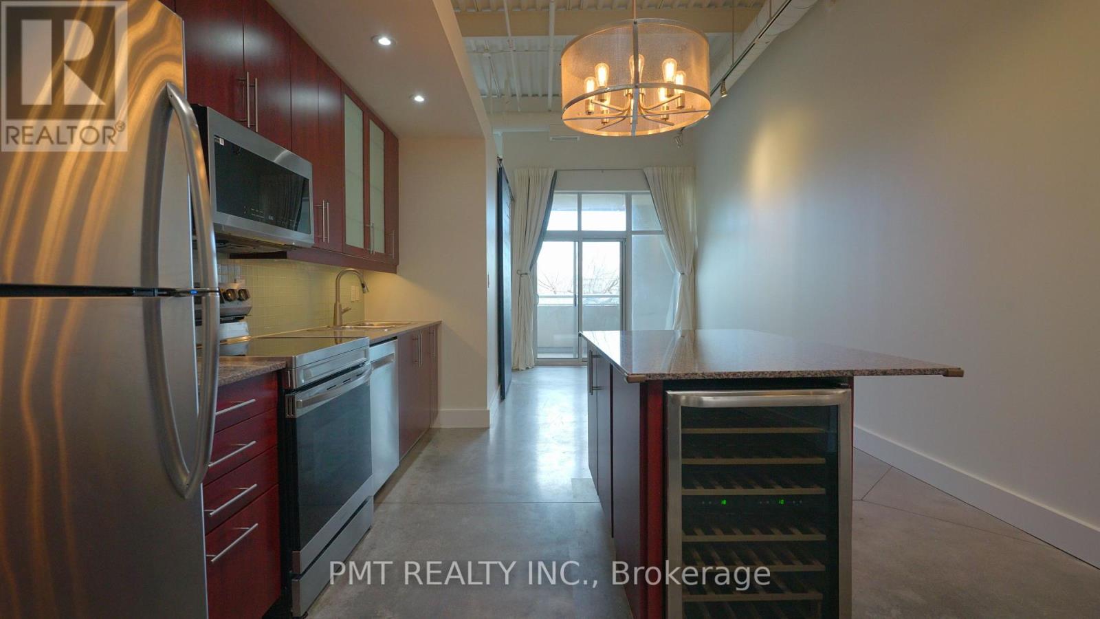 302 - 550 Hopewell Avenue, Toronto, Ontario  M6E 2S6 - Photo 5 - W13072508