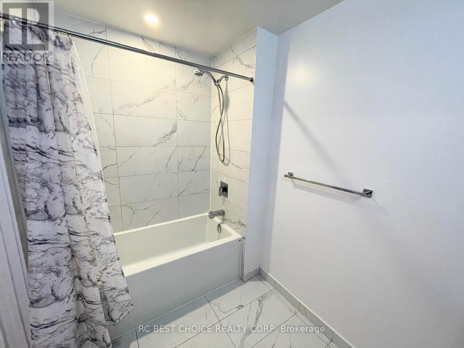 1302 - 4065 Confederation Parkway, Mississauga, Ontario  L5B 0L4 - Photo 12 - W13072516