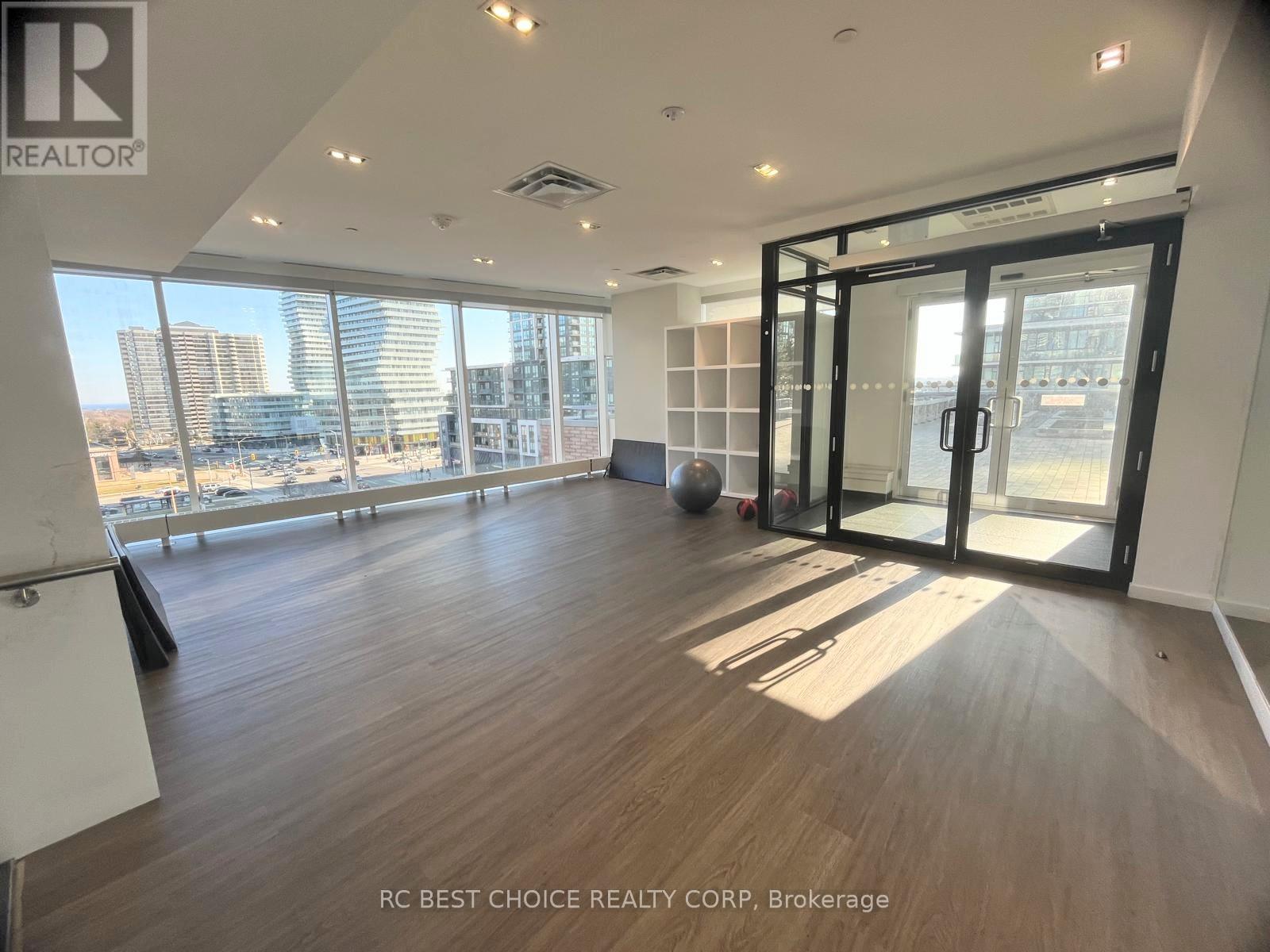 1302 - 4065 Confederation Parkway, Mississauga, Ontario  L5B 0L4 - Photo 19 - W13072516