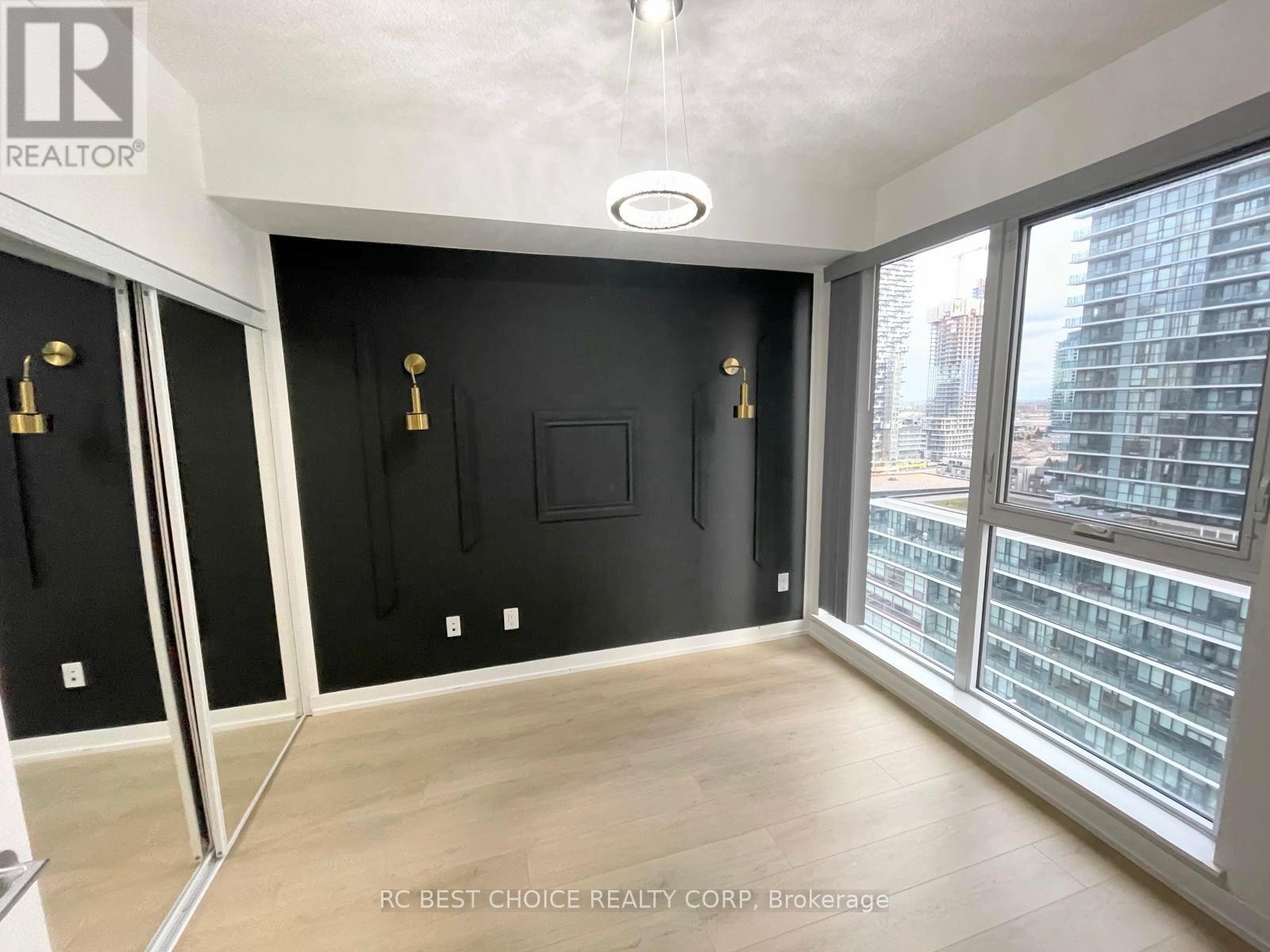1302 - 4065 Confederation Parkway, Mississauga, Ontario  L5B 0L4 - Photo 7 - W13072516