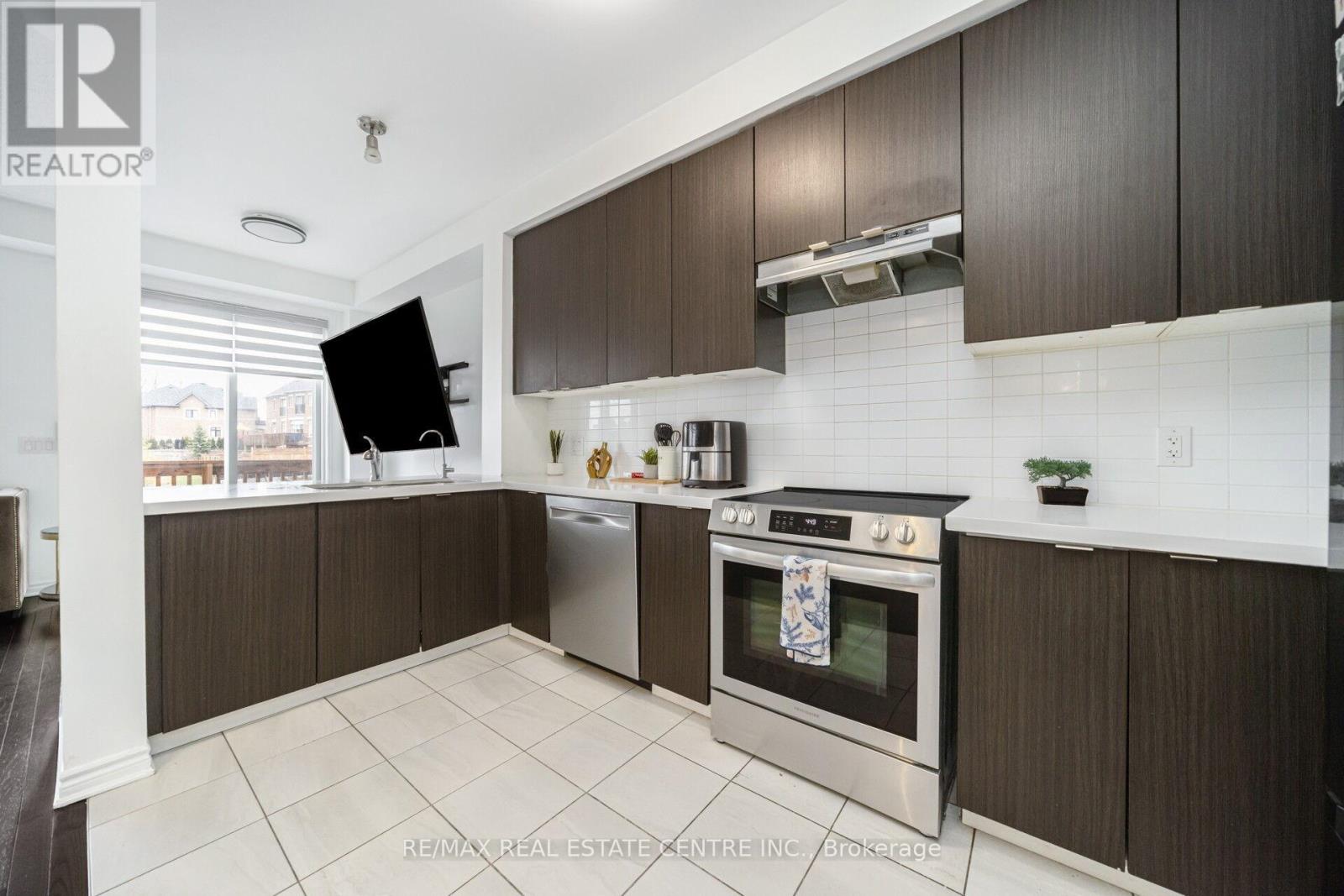 72 - 50 Edinburgh Drive, Brampton, Ontario  L6Y 1N9 - Photo 9 - W13072566