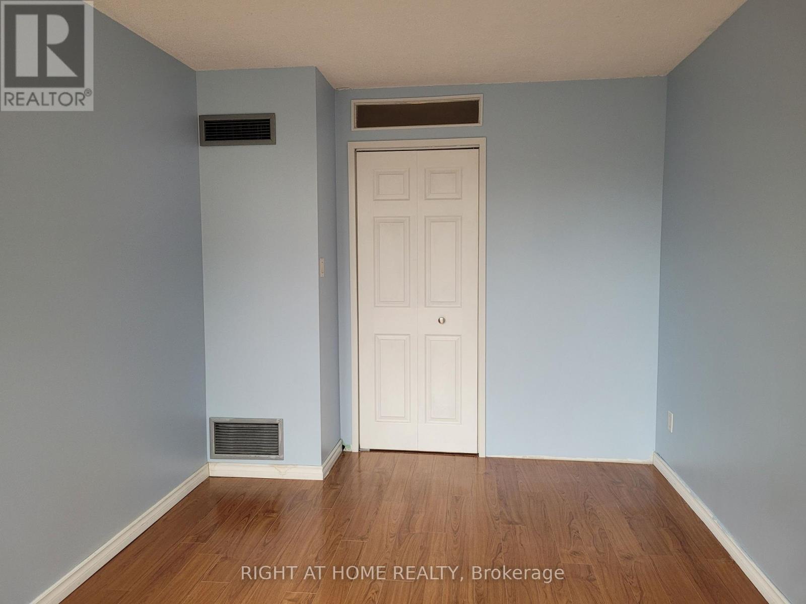 332 - 22 Southport Street, Toronto, Ontario  M6S 4Y9 - Photo 10 - W13072576