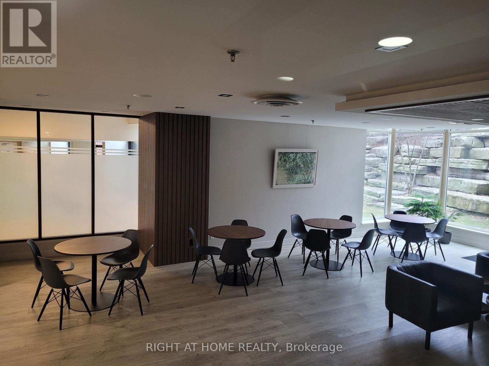 332 - 22 Southport Street, Toronto, Ontario  M6S 4Y9 - Photo 18 - W13072576