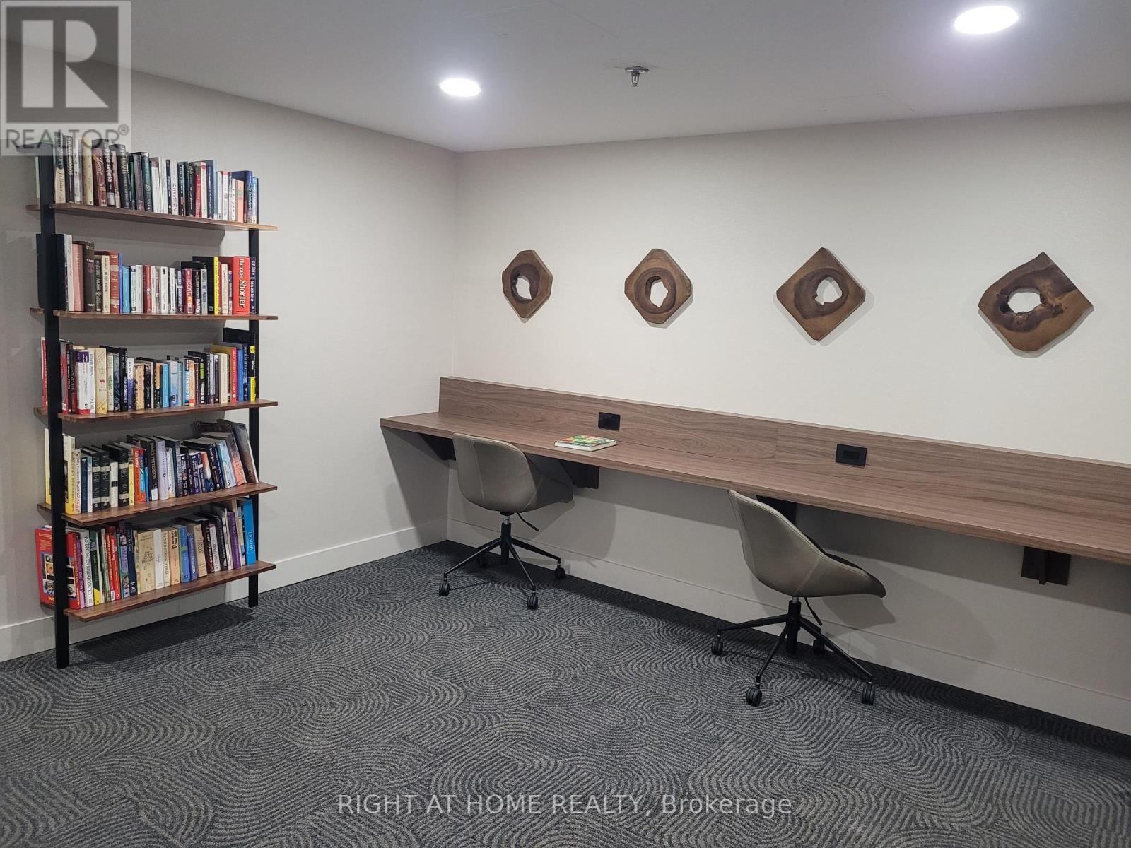 332 - 22 Southport Street, Toronto, Ontario  M6S 4Y9 - Photo 19 - W13072576